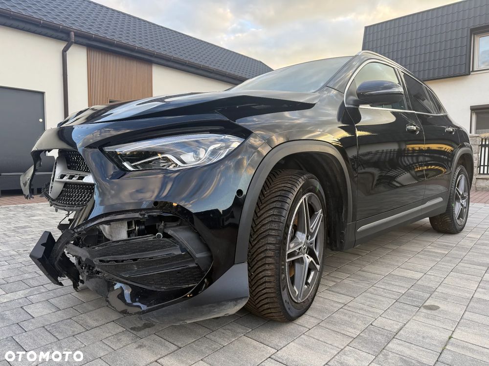 Mercedes-Benz GLA 200 7G-DCT Edition AMG Line