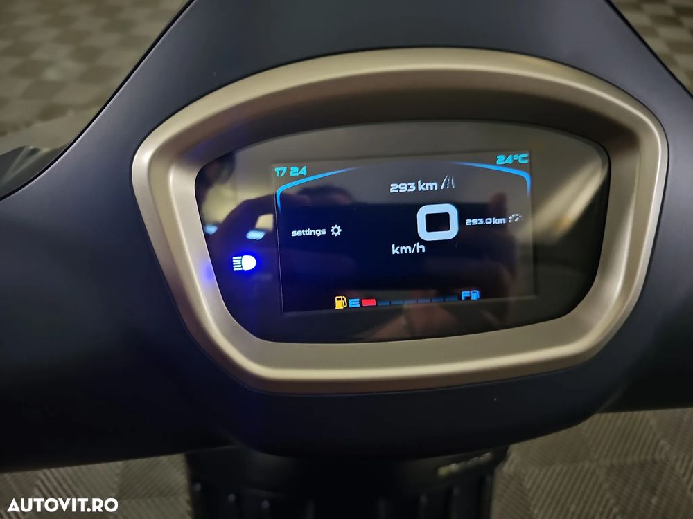 Piaggio Vespa - 10