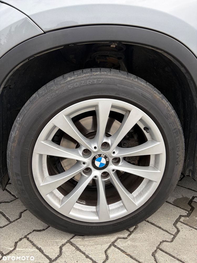 BMW X1 sDrive18d - 24