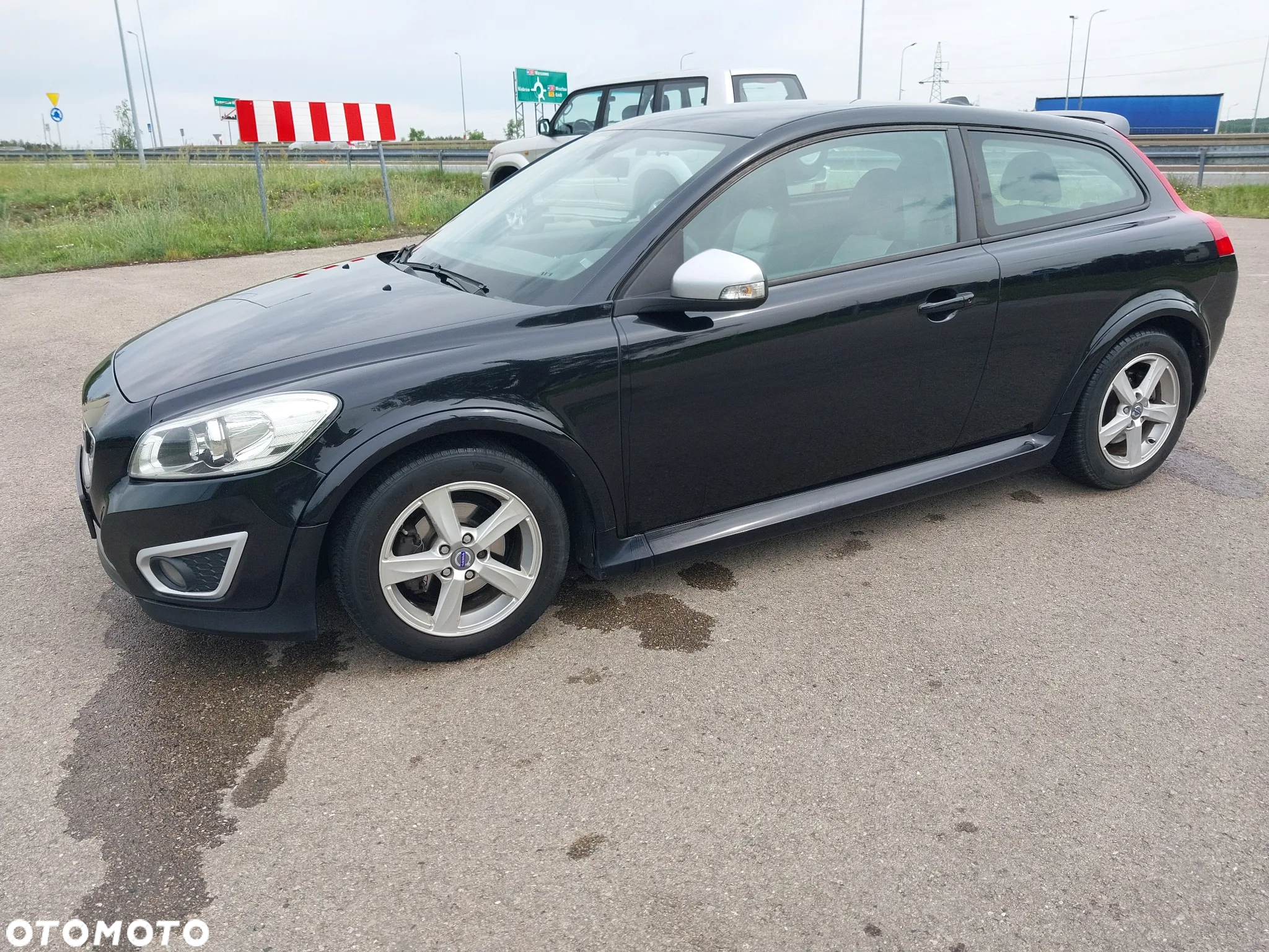 Volvo C30 D2 R-Design - 4