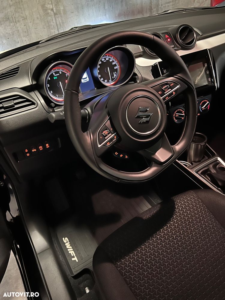 Suzuki Swift M-Hybrid 1.2 ALLGRIP Passion - 7