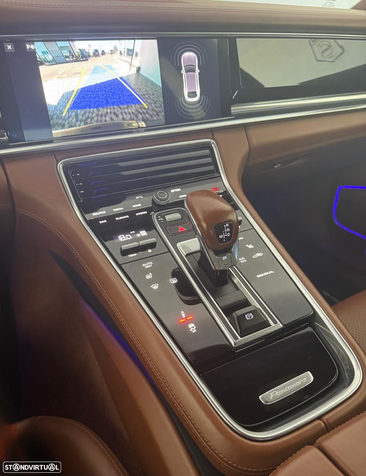 Porsche Panamera Sport Turismo - 23