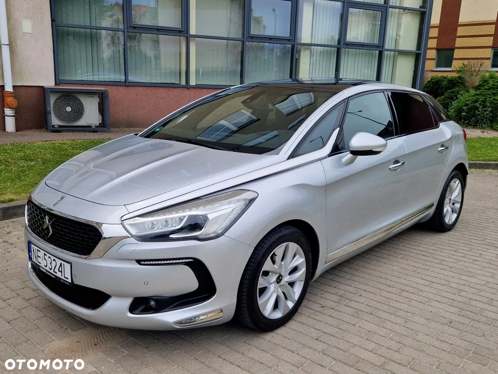 DS Automobiles DS 5 - 7