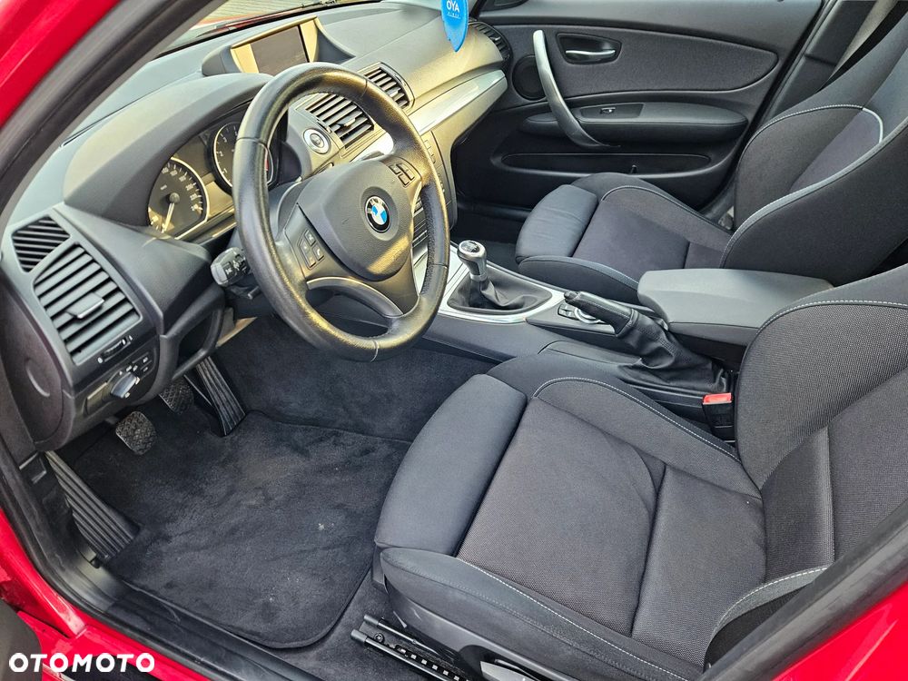 BMW Seria 1 118i Edition Sport - 9