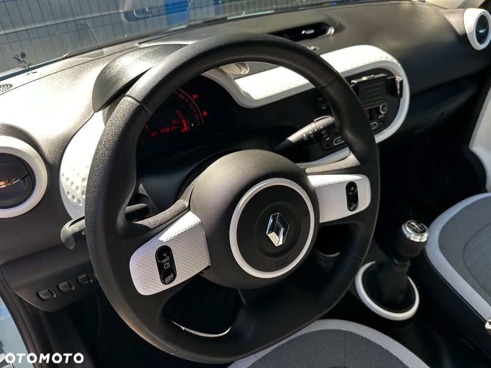 Renault Twingo SCe 75 Signature - 19