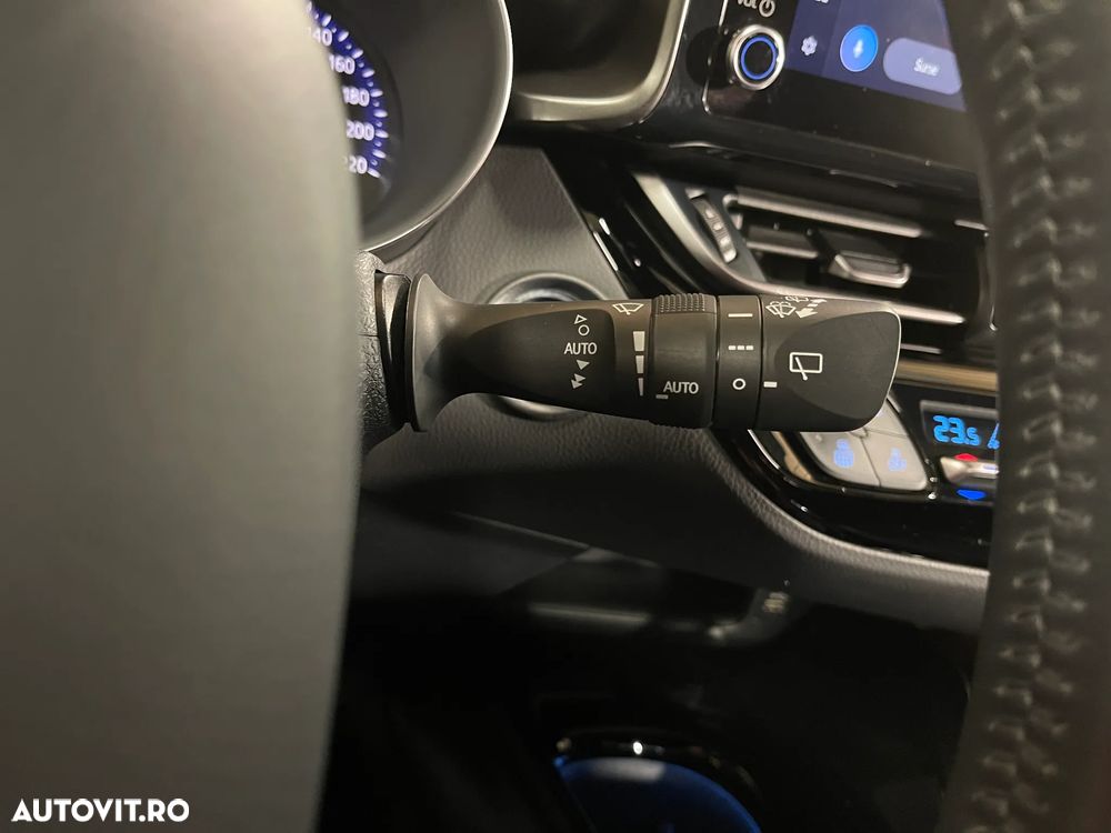 Toyota C-HR 2.0 HSD 184 CP 4x2 CVT C-lassy bi-tone - 19