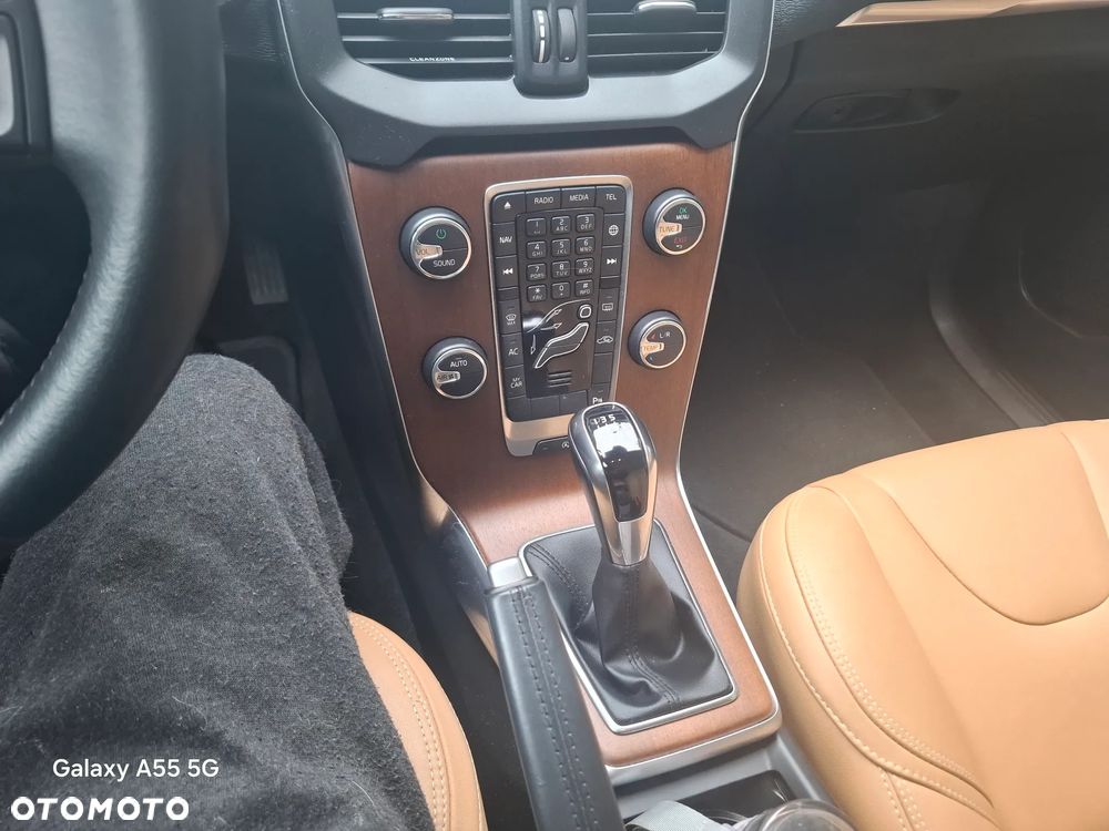 Volvo V40 T3 Drive-E Inscription - 10