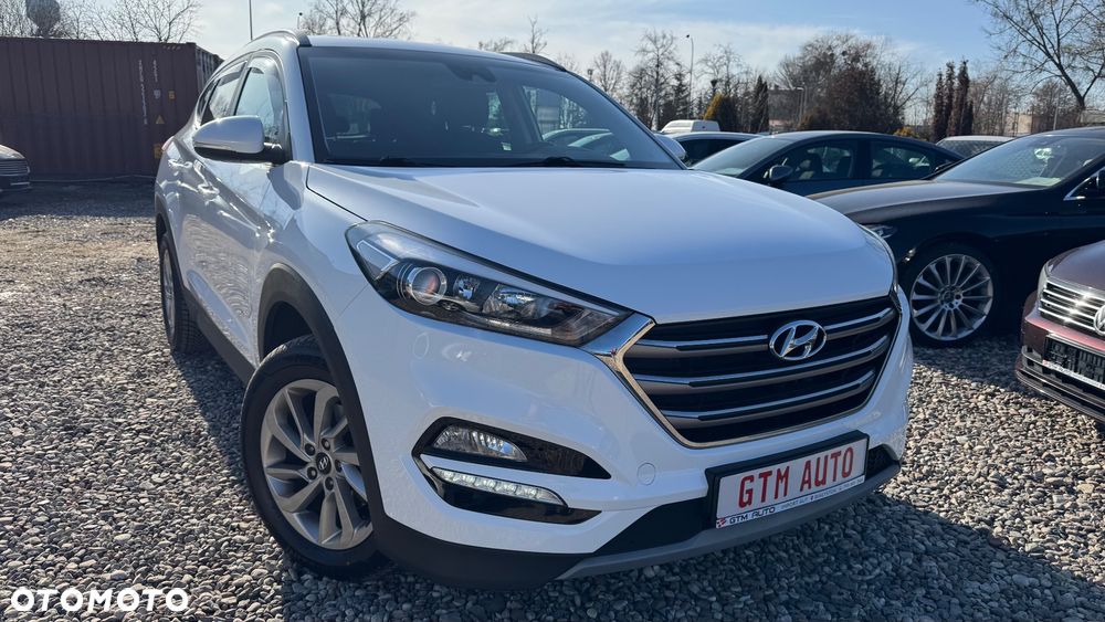 Hyundai Tucson blue 1.7 CRDi 2WD Style - 18