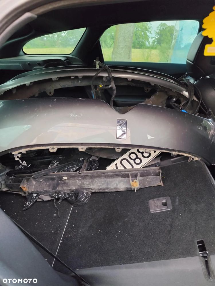 Citroën DS5 HDi 165 Chic - 8