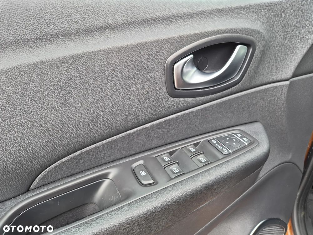 Renault Captur 1.5 dCi Intens EDC - 14