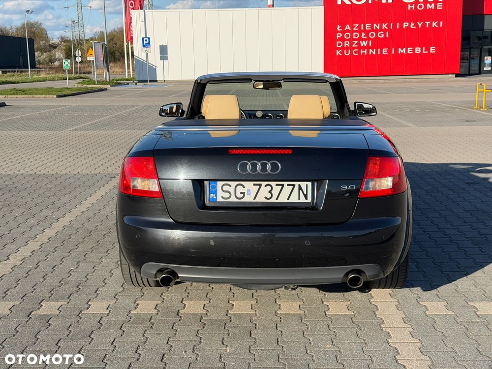 Audi A4 Cabrio - 8