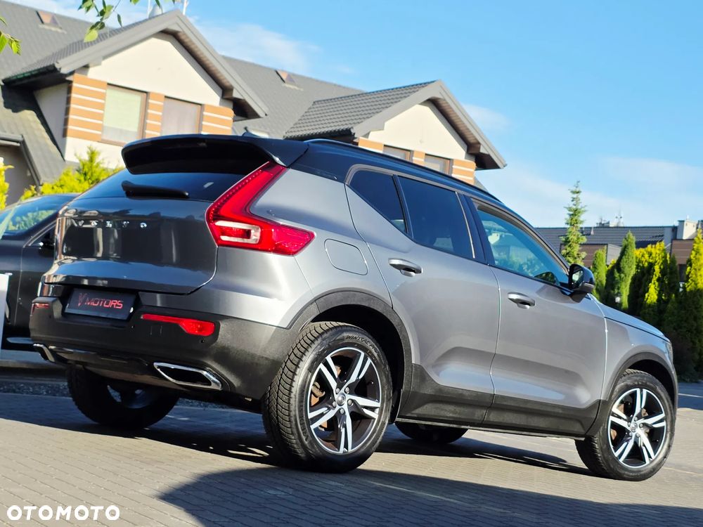 Volvo XC 40 D3 SCR R-Design - 3