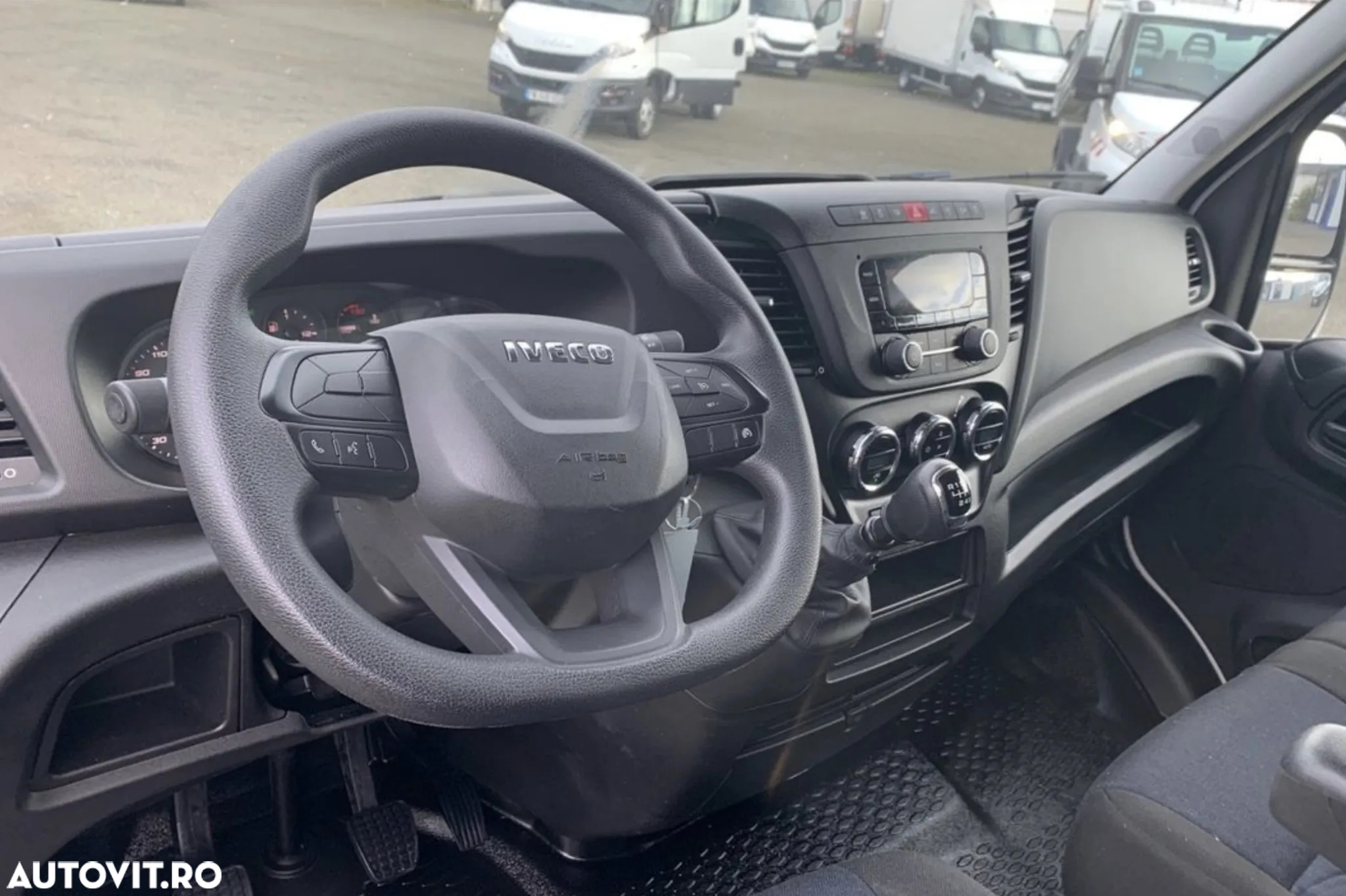 Iveco Daily 35C16 Box cu lift - import - motor 3.0 - 4