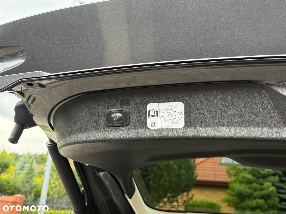 Ford Kuga 2.0 TDCi 4WD Titanium Plus - 37