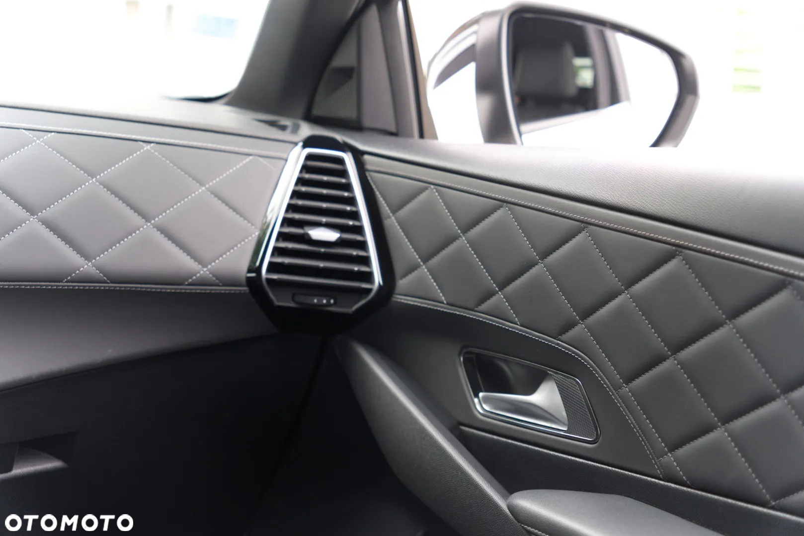 DS Automobiles DS 7 Crossback 1.6 E-Tense 4x4 Rivoli - 31