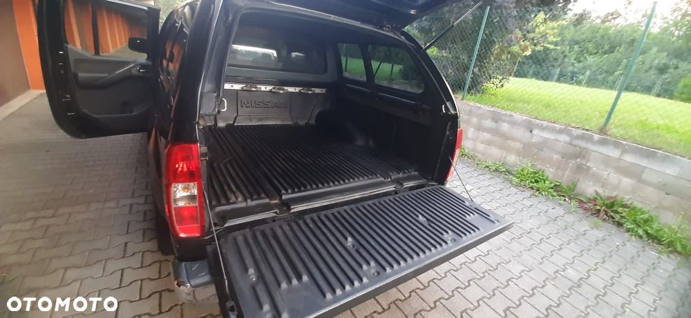 Nissan Navara 2.5 D Platinum - 10