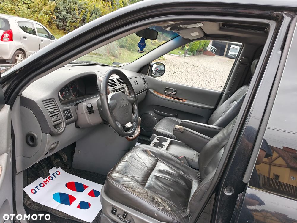 Kia Carnival CRDi Executive - 10