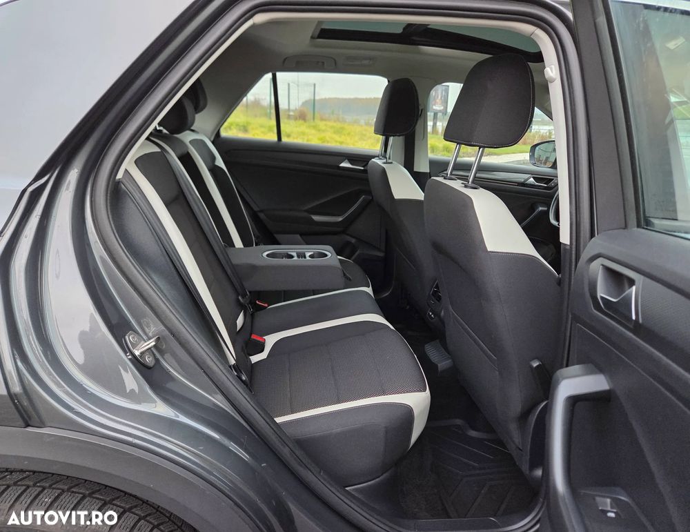Volkswagen T-Roc 2.0 TDI SCR DSG Sport - 16
