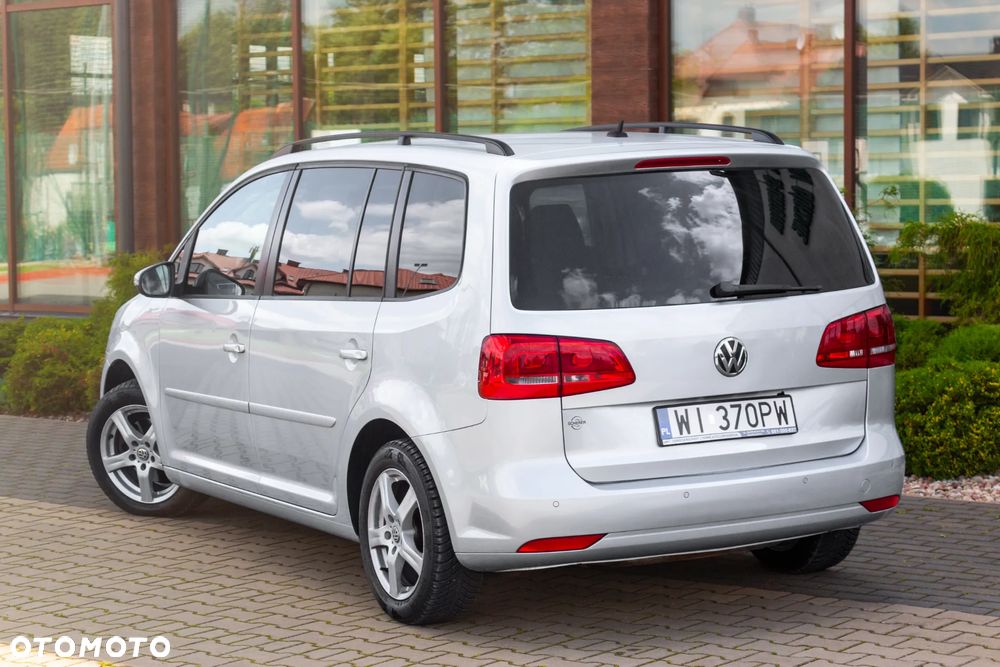Volkswagen Touran - 9