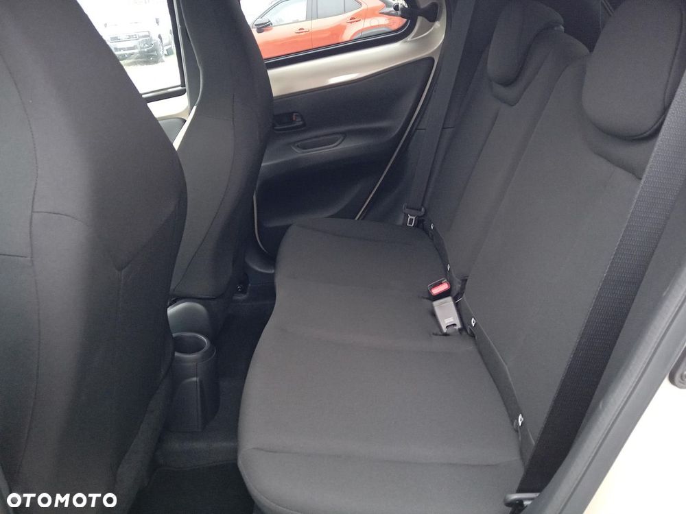 Toyota Aygo X - 14