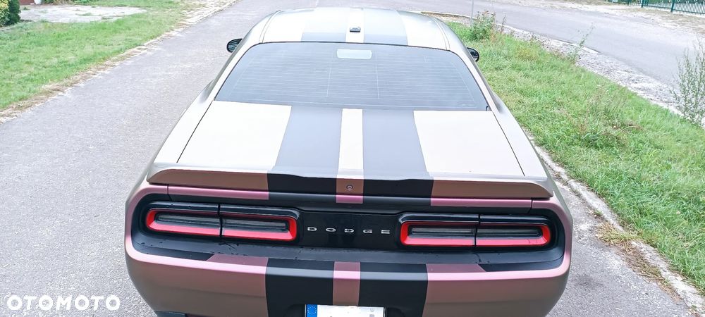 Dodge Challenger Automatik R/T Plus - 12