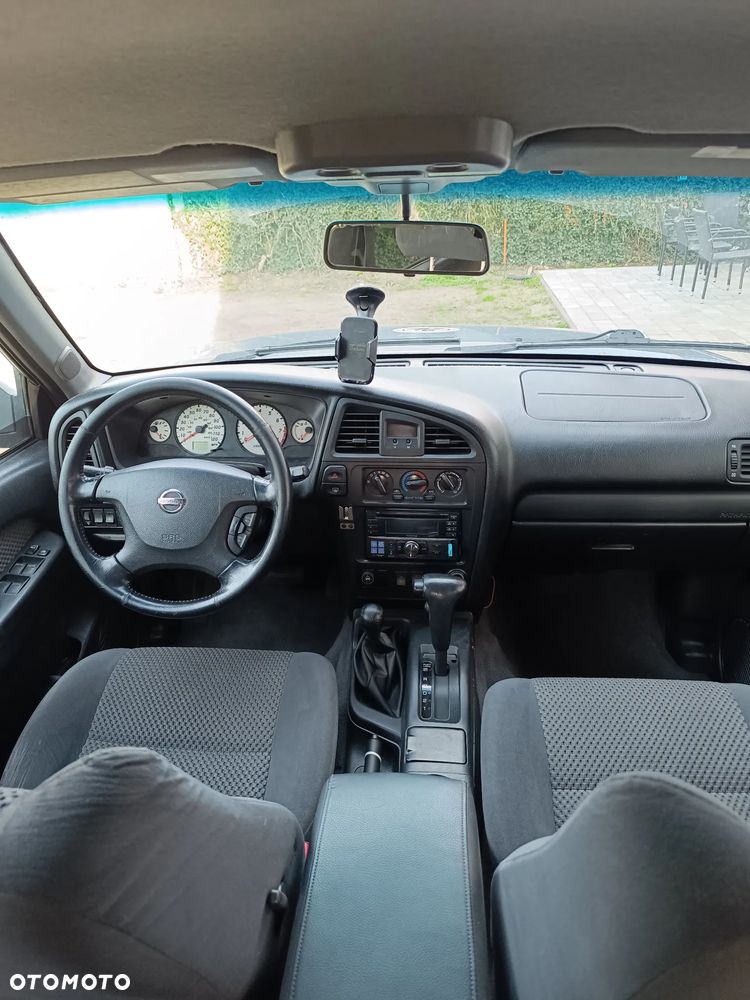 Nissan Pathfinder 3.5 V6 - 6