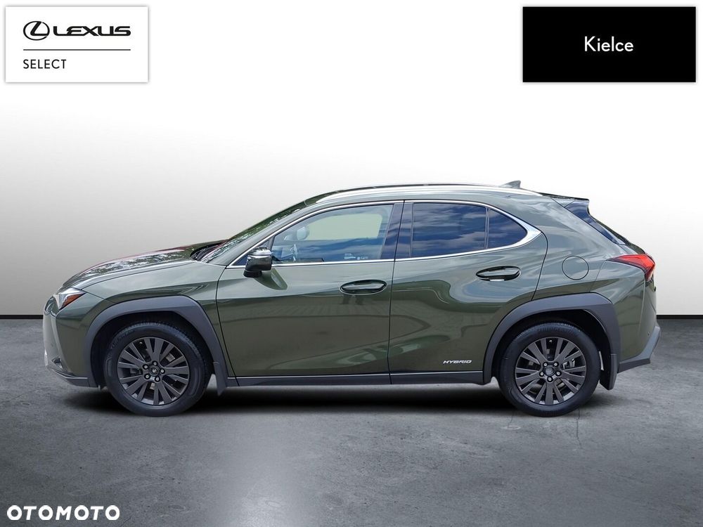 Lexus UX - 3