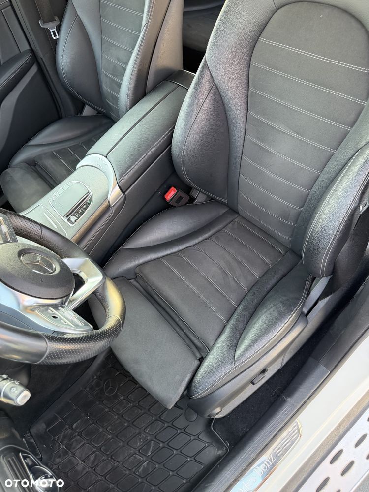 Mercedes-Benz GLC - 37