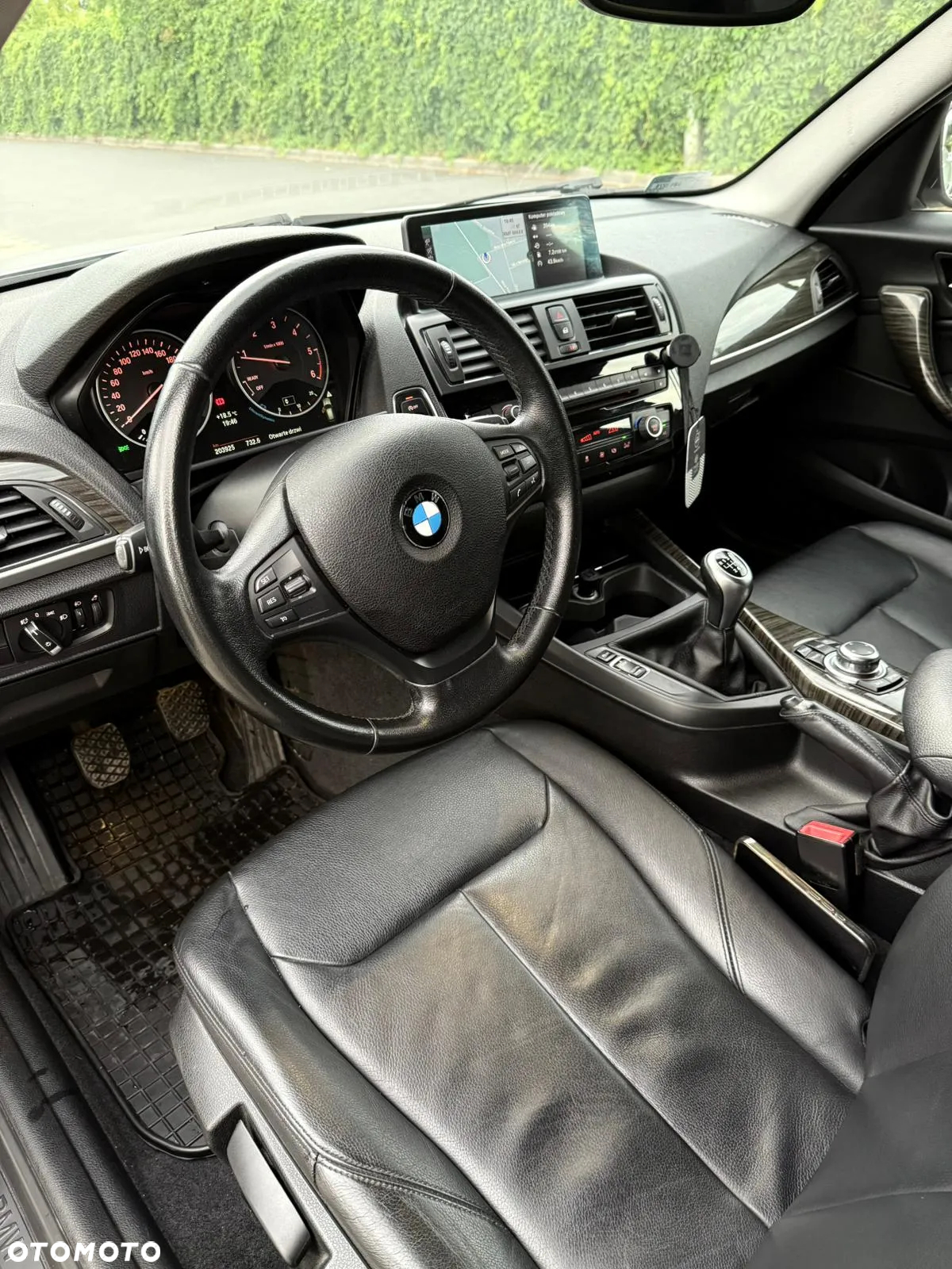 BMW Seria 1 120d - 10