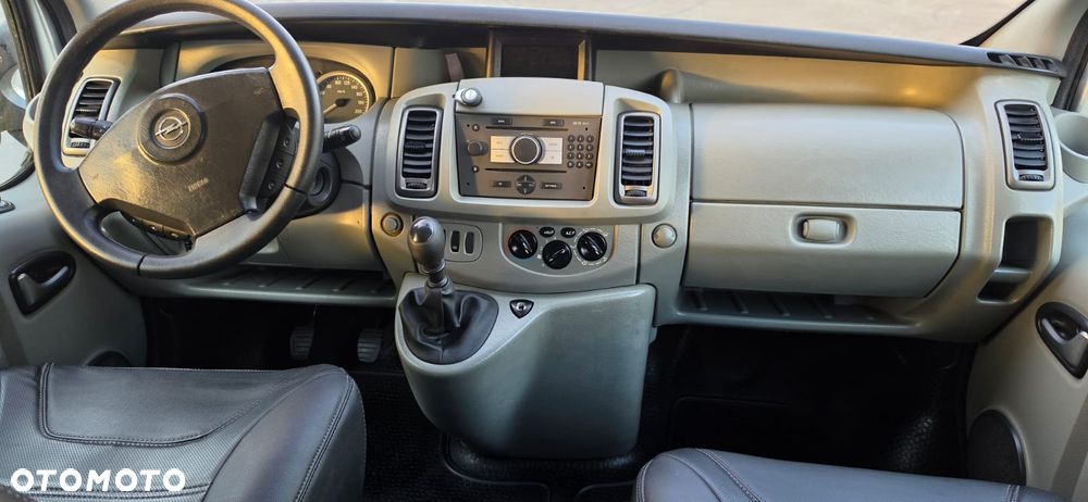Opel Vivaro brygadówka dubelt - 16