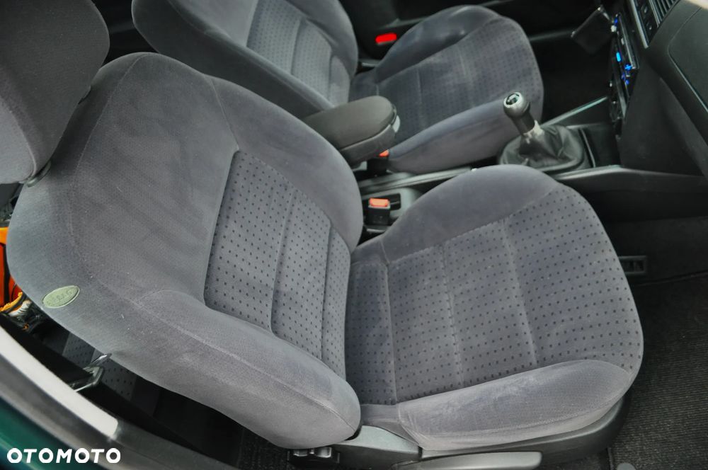 Volkswagen Golf ver-1-4-comfortline - 22