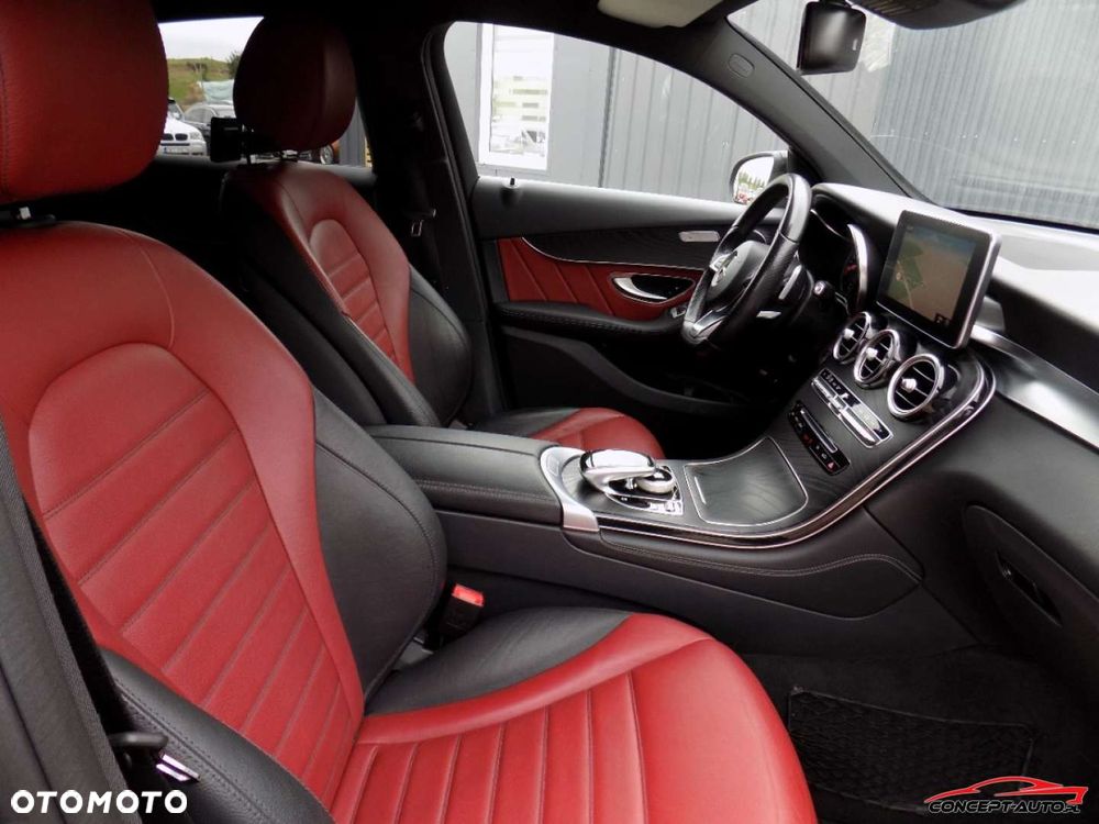 Mercedes-Benz GLC - 24
