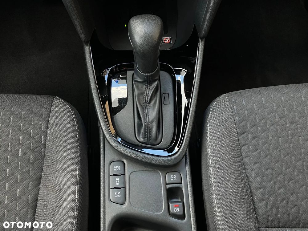 Toyota Yaris Cross Hybrid 1.5 Style - 34