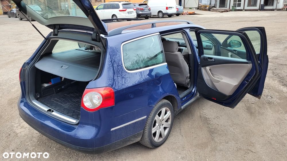 Volkswagen Passat 1.9 TDI Comfortline - 23