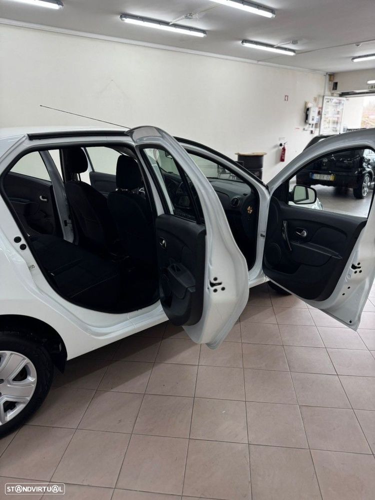 Dacia Logan 0.9 TCe Confort - 11