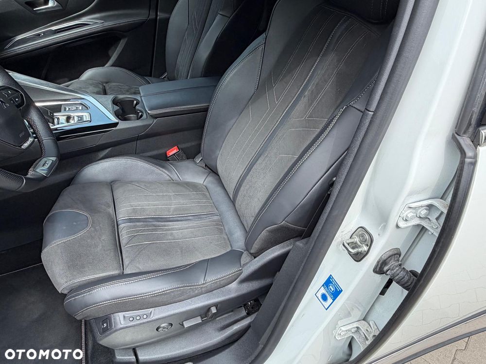 Peugeot 5008 2.0 BlueHDi GT S&S EAT8 - 28
