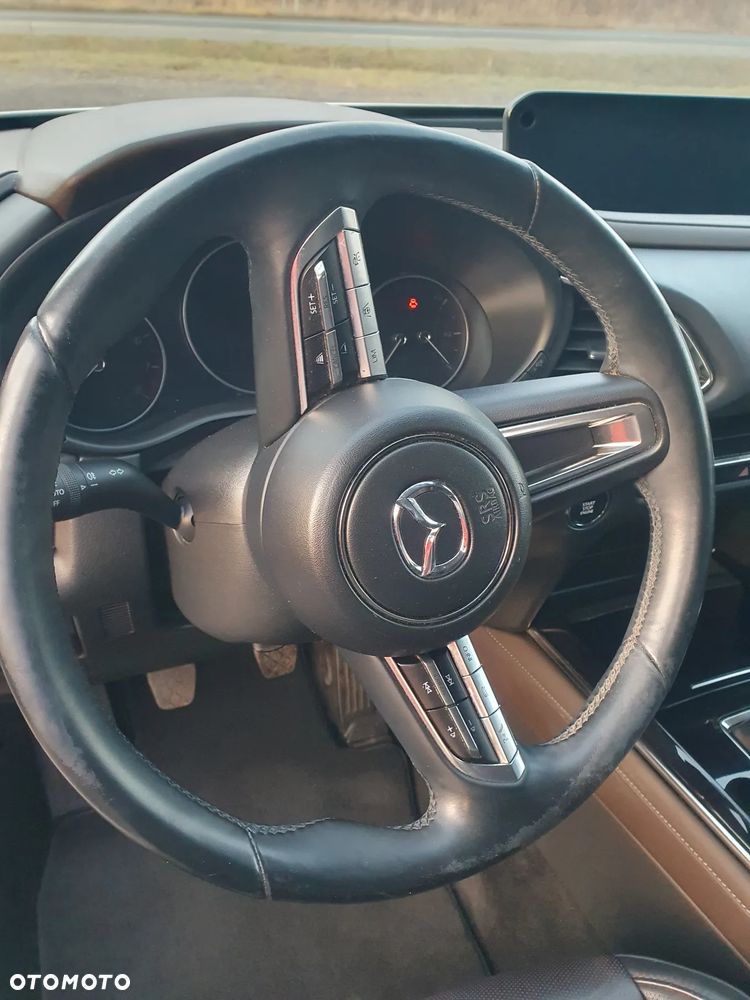 Mazda CX-30 2.0 mHEV Hikari AWD - 28