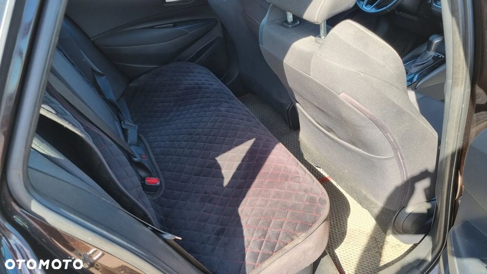 Toyota Corolla 1.8 Hybrid Comfort - 25