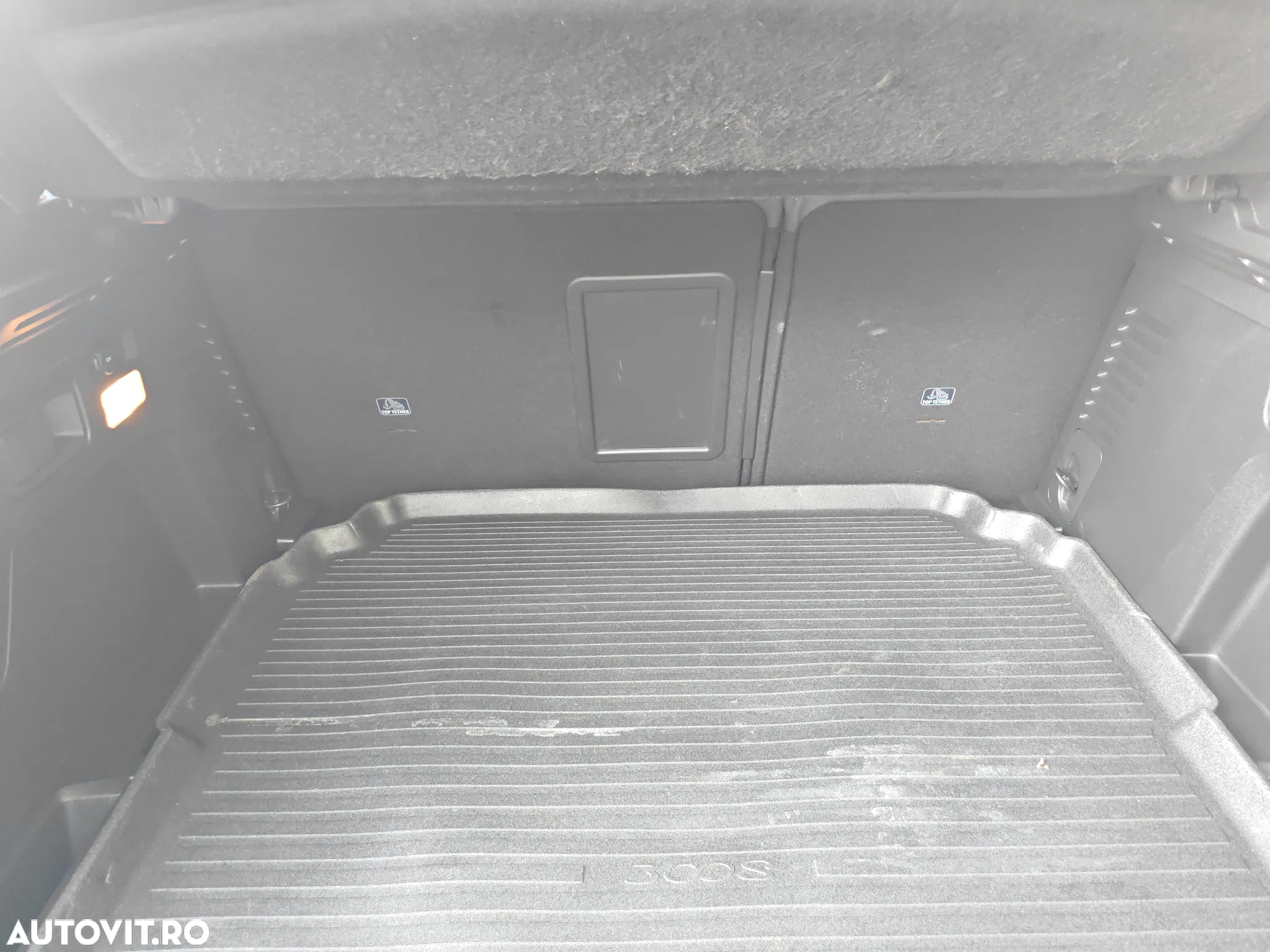 Peugeot 3008 1.5 BlueHDI S&S EAT8 GT-Line - 28