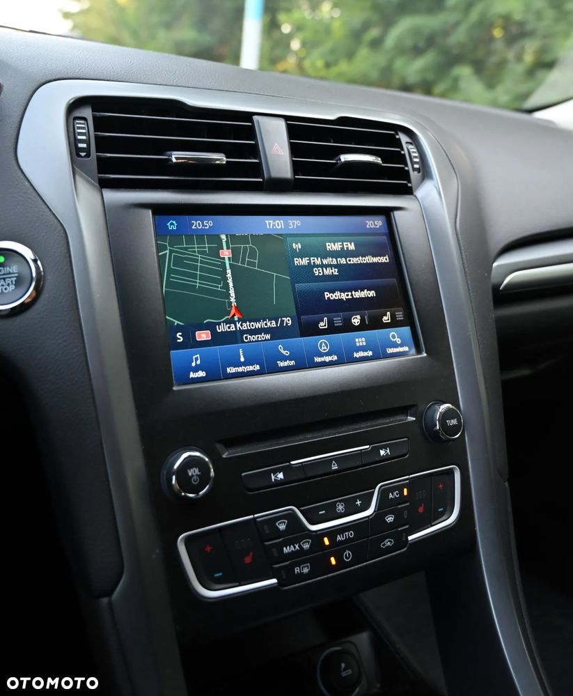 Ford Mondeo - 35