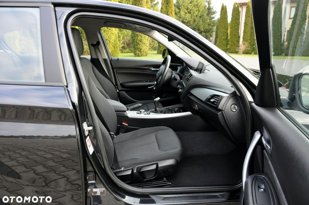 BMW Seria 1 118i Sport Line - 17