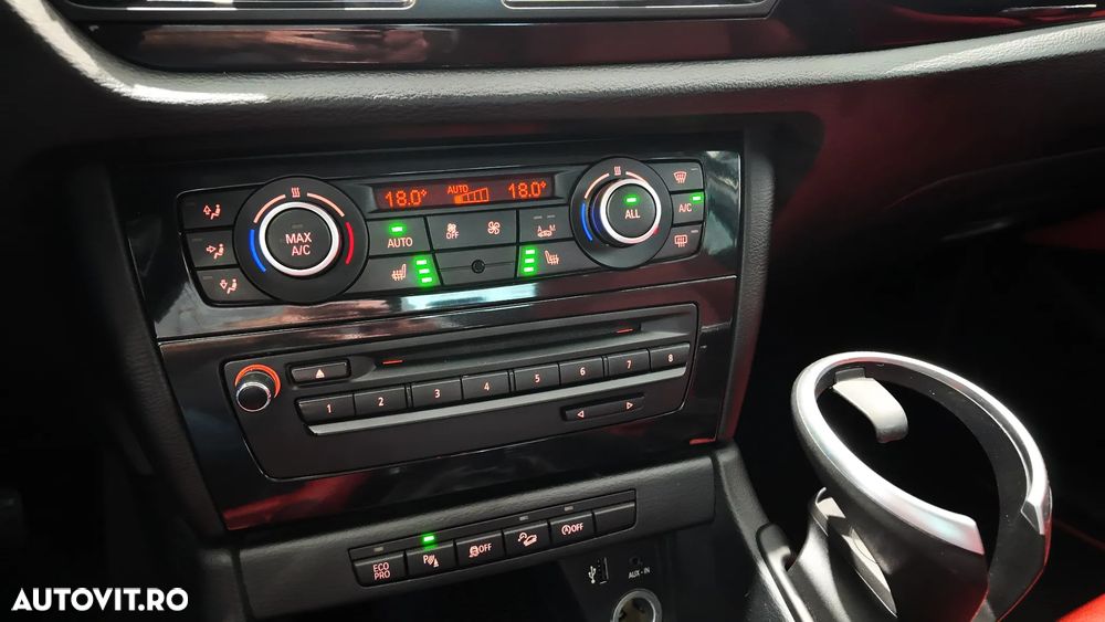 BMW X1 sDrive20d xLine - 24