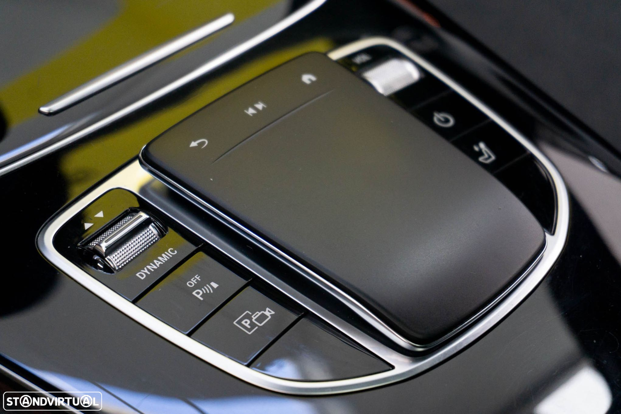 Mercedes-Benz E 300 de AMG Line - 20