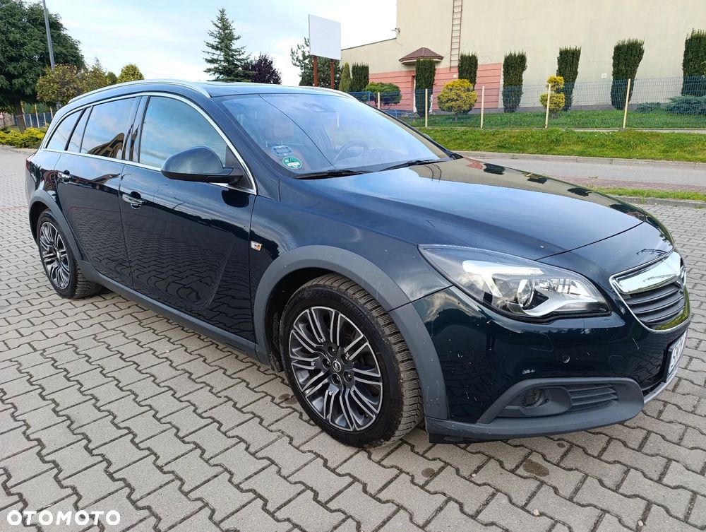 Opel Insignia 2.0 Turbo 4x4 Automatik Design Edition - 23