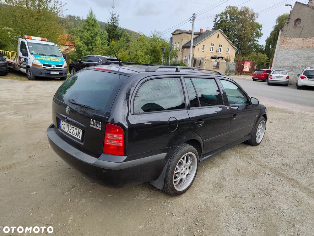 Skoda Octavia 2004 photo 4