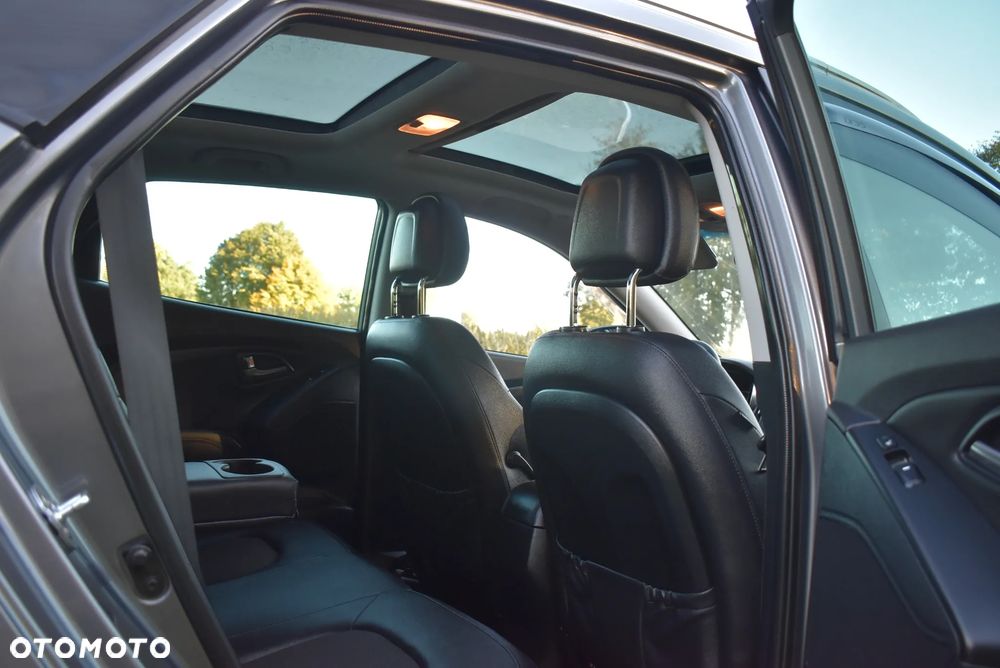 Hyundai ix35 1.6 2WD Fifa World Cup Edition - 33