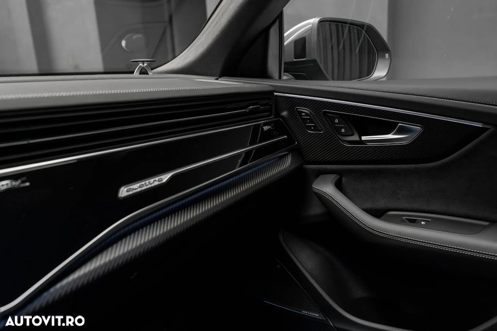 Audi Q8 55 TFSI e quattro Tiptronic PHEV - 28