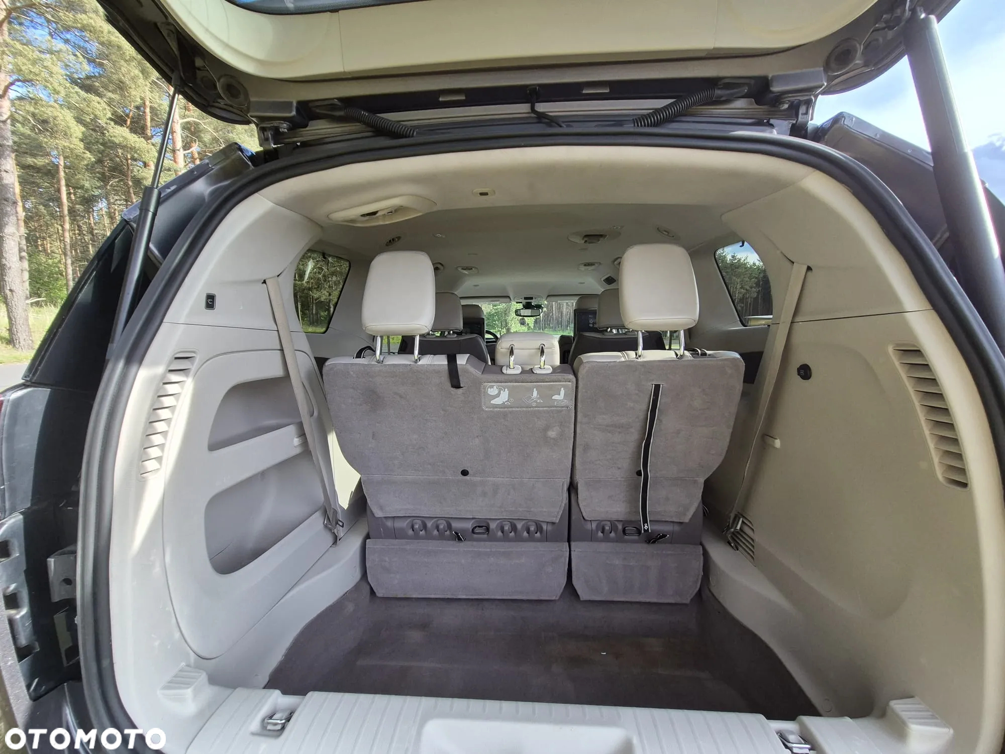 Chrysler Pacifica - 3
