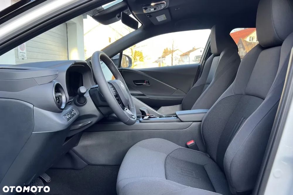 Toyota C-HR 1.8 Hybrid Executive - 8