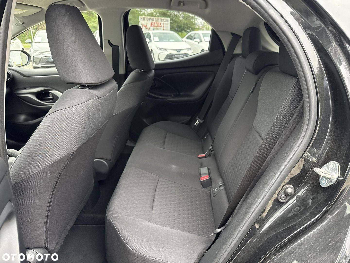 Toyota Yaris - 13
